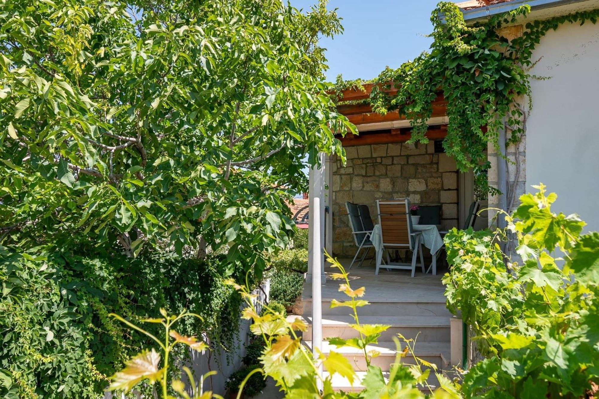 Apartments Kaja Postira Ngoại thất bức ảnh